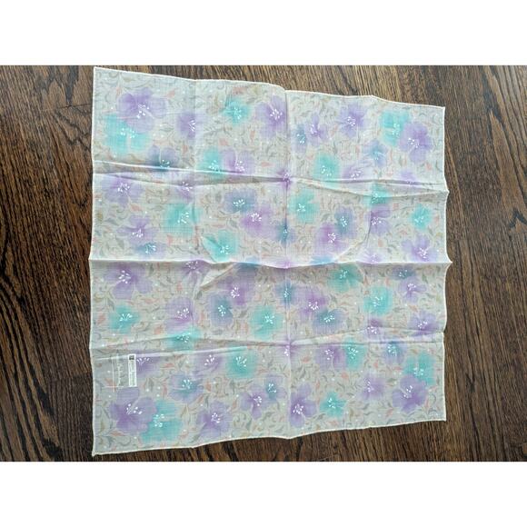 Pierre Balmain Floral Butterfly Handkerchief New - Picture 5 of 5